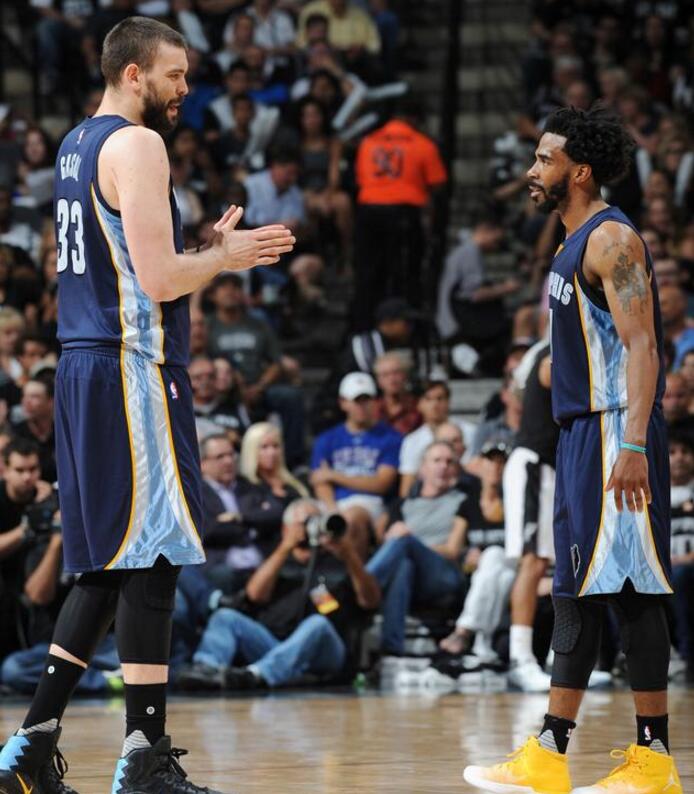 科比仍具强 科比仍具强