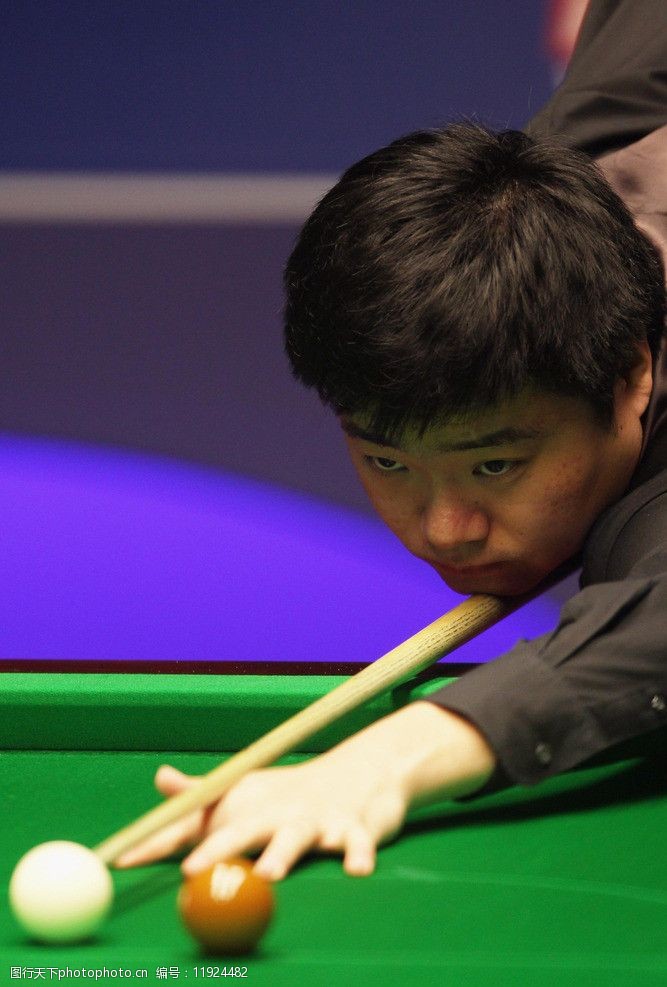 下形成射门 下形成射门